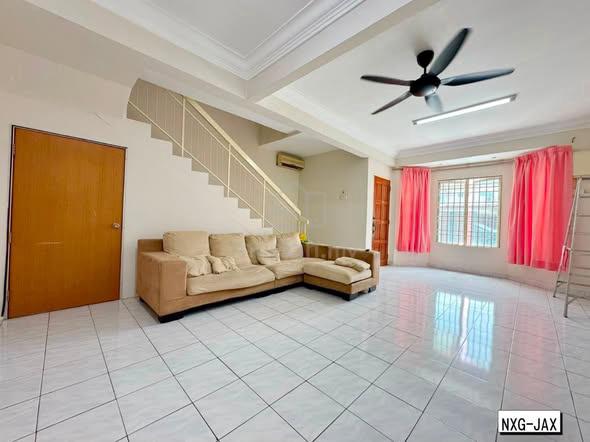 KITCHEN FULLY EXTENDED Bukit Tinggi 1 Klang 2 Storey House 18x65 3R2B 1