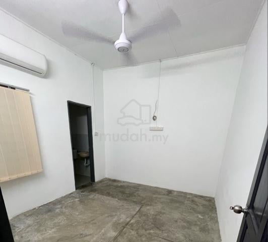 GARDEN HOMES 24x70 (FREEHOLD) 3R + 2B (No.433) 4