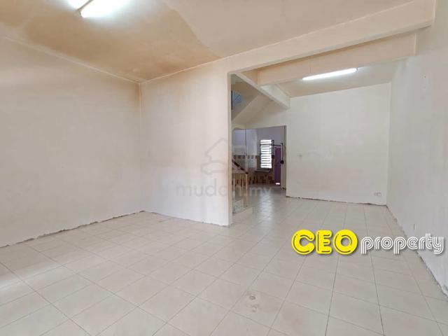 Facing east | 2 storey terrace with big balcony at Taman Impian Indah 1