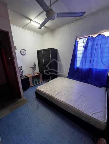 rumah area Bandar Baru salak tinggi sepang 1