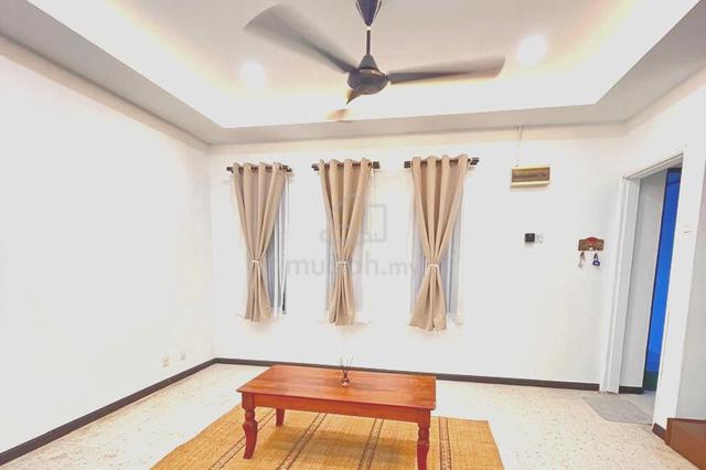 2 Storey Terrace House Jalan Anggerik Bukit Sentosa Rawang Rent 1