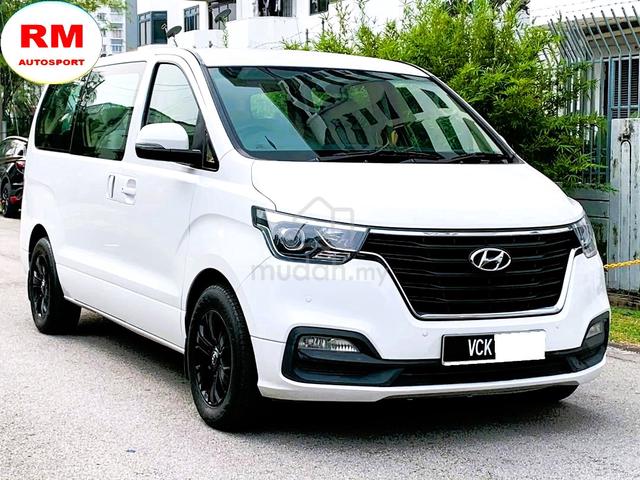 Hyundai GRAND STAREX 2.5 ROYALE 12 SEATER 2018 - 1