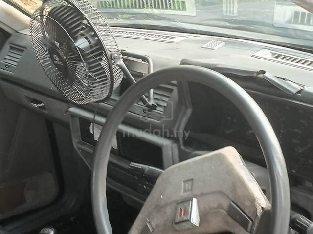 1985 Isuzu JJ 1.8 LT (M) - 5