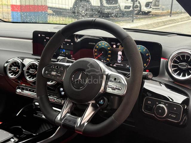 BUCKET SEATS 2021 Mercedes Benz CLA35 AMG 2.0 (A) - 4