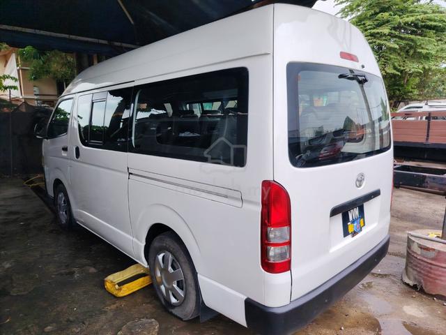 2011 Toyota HIACE 2.5 High Roof FACELIFT (M) - 2