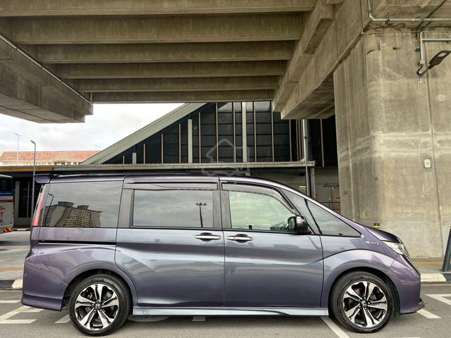 2017 Honda STEPWAGON 1.5 SPADA COOL SPIRIT TURBO - 3
