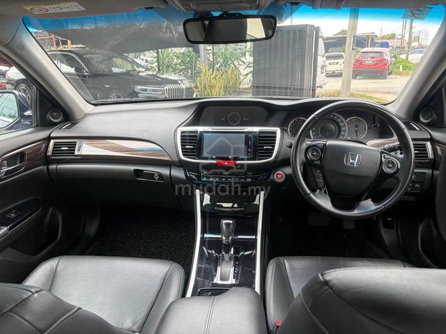 2018 Honda ACCORD 2.0 VTi-L FACELIFT (A)POWER SEAT - 4