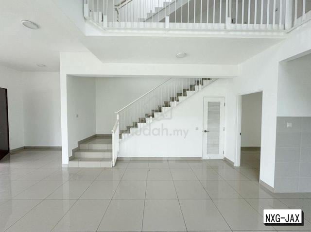 Below Market!!Setia Utama 1(Serrata)Setia Alam 2.5 Storey Semi D House 1