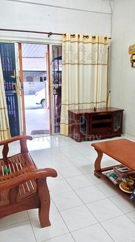 Renovated Teres Setingkat Taman Muzaffar Shah Ayer Keroh Melaka 1