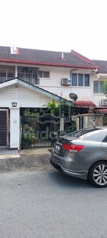 2 Storey Link House, Jln PutraPermai 8F, Taman Equine, Seri Kembangan 1