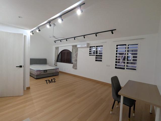 Master bedroom with bathroom attached 1