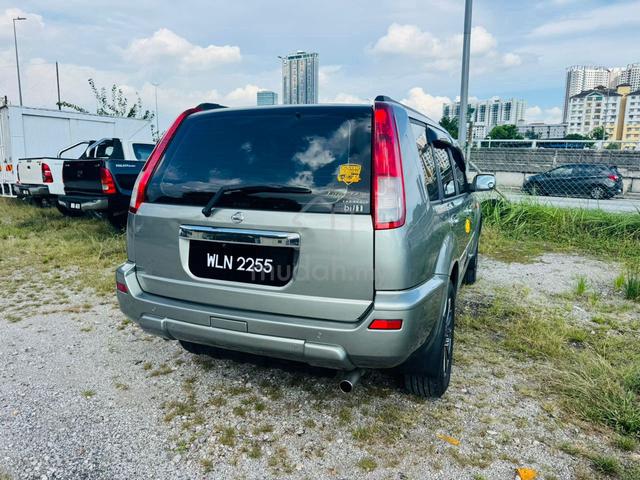 2004 Nissan X-TRAIL 2.0 LUXURY (A) - 4