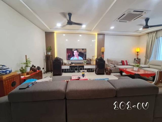 Indah Residence❗️2 Storey Renovated House for Sale at Kemuning Utama🏡 1