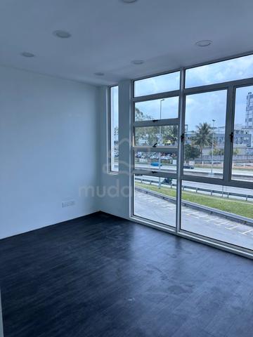 {OFFICE} 1st Floor&Mezzanine Mainroad Cheras Selatan 118,Dataran C180 3