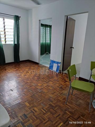Flat PKNS Seksyen 8 Shah Alam 1