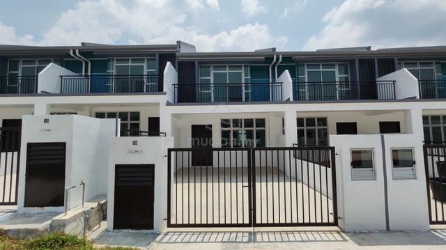 The Oaks Pulai Duta New HOUSE 1