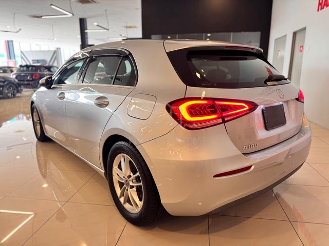 2021 Mercedes Benz A-CLASS 1.3 A180 STYLE - 4