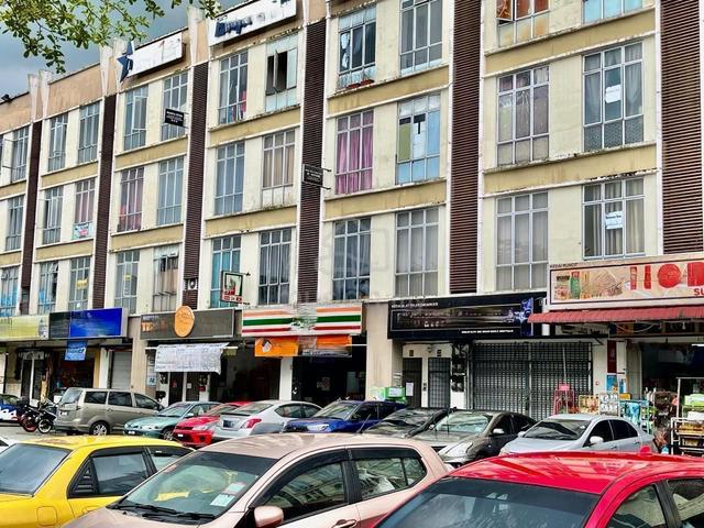 ROI 6.8% GPPrima 4Storey Shoplot 2Adjoining LongTerm Franchise Tenant 1