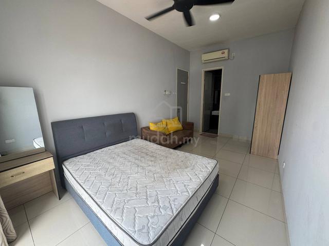 SkySuites @ Meldrum Hills Room For Rent Walking to CIQ JB 1