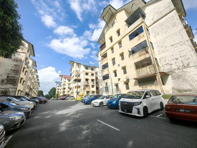 Flat Taman Plentong Utama 1