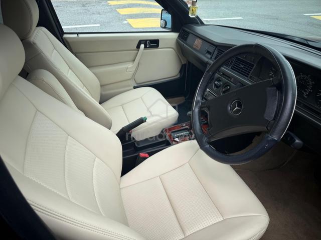 1987 Mercedes Benz 190E 2.0 - 5