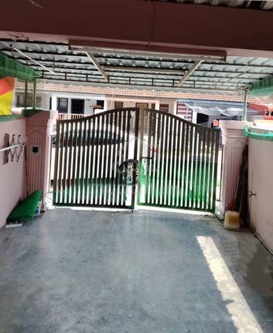 Double Storey Medium Cost Cahaya Masai Full Loan First Home Buyer 1