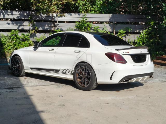 2017 Mercedes C200 AMG LINE (CKD) FREE WARRANTY - 2