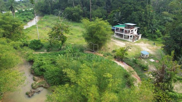 Tanah 3.35 Ekar Tepi Jalan Utama | Seremban 4
