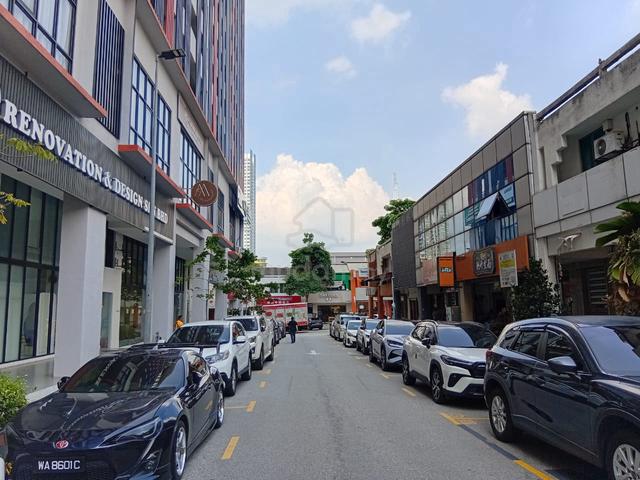 FOR RENT – Menjalara Ground Floor Shop Lot 1
