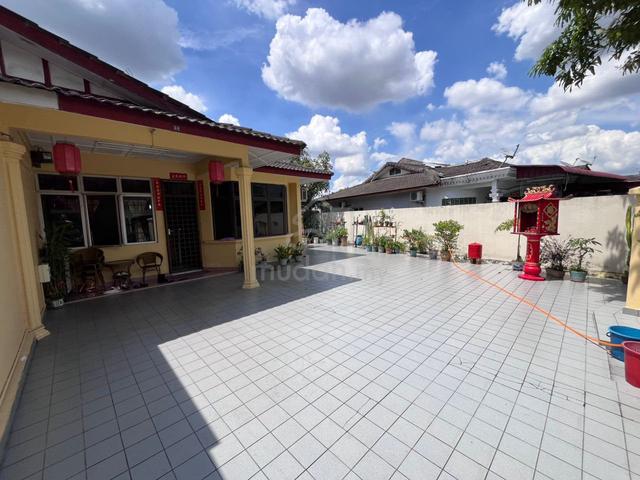 Jalan Tembusu Taman Rinting Masai Johor, End Lot With Extra 20Ft Land 1