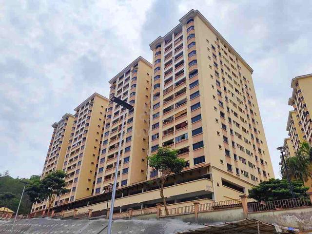 Putra Villa Condominium 4