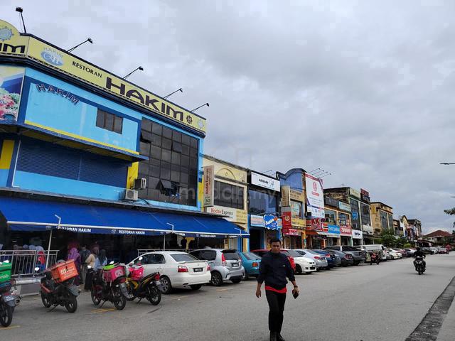 Hot !! Nego! Shah Alam Seksyen 7 2 sty shop near school mosque Jakel 1
