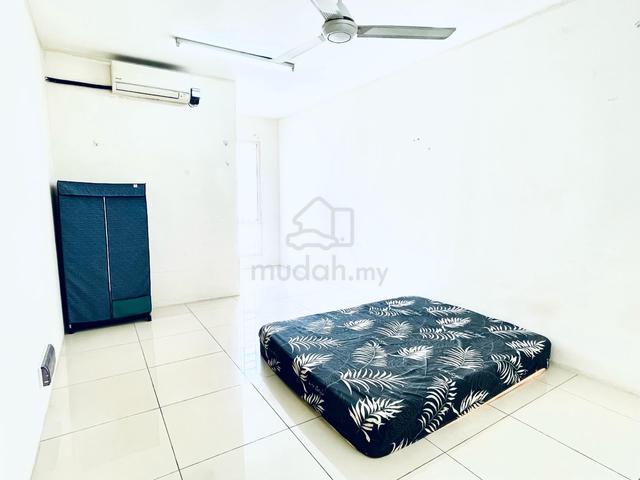 Air-Cond Master Room with Bathroom @ PV20 Condo PV Setapak Wangsa Maju 1