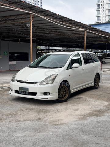 Toyota WISH 1.8 (A)Sunroof⭐1 owner ⭐Full Spec⭐ORI - 2