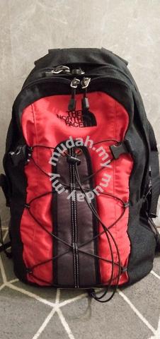 The North Face Slingshot Backpack 