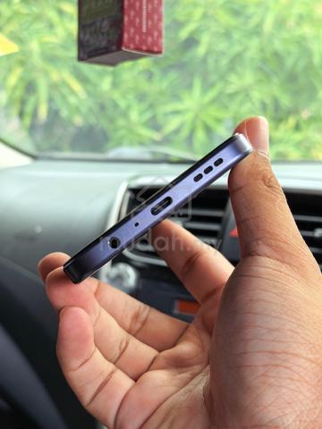 Oppo A6t 5G 6+256GB - photo 3 of 4