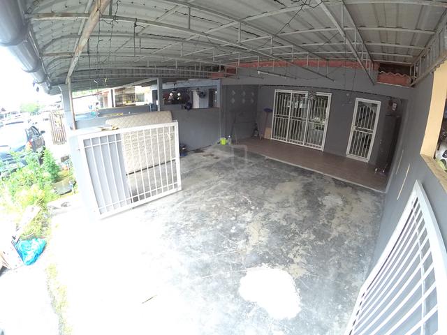 [BOOKING RM1K_FREEHOLD RENOVATED] Double Storey Desa Puteri Rawang 3
