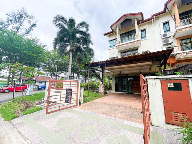 CORNER FURNISH 3133ft 3 Storey House Sentosa Villa Kajang 1