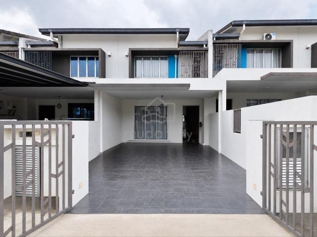 Rumah Sewa KLIA Serenia City Amani Partial Furnished Facing Open 1