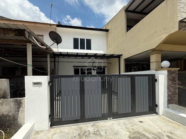 FULL LOAN | RENOVATED | 2 Storey Terrace Taman Tasik Semenyih 1