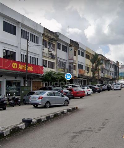Taman Johor Jaya Ros Merah 3 Storey Shop For Sale Same Row Ambank 1