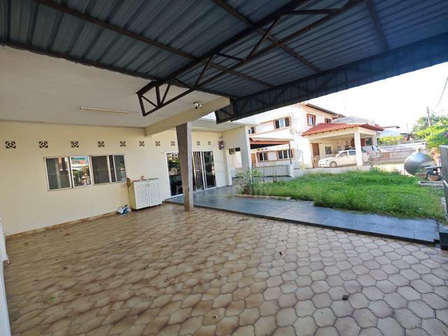 BELOW BANK VALUE! FREEHOLD RENOVATED Semi-D @ Klebang Melaka 1