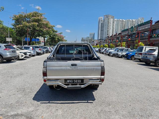 2005 Mitsubishi L200 2.5 4X2 (M) - 3
