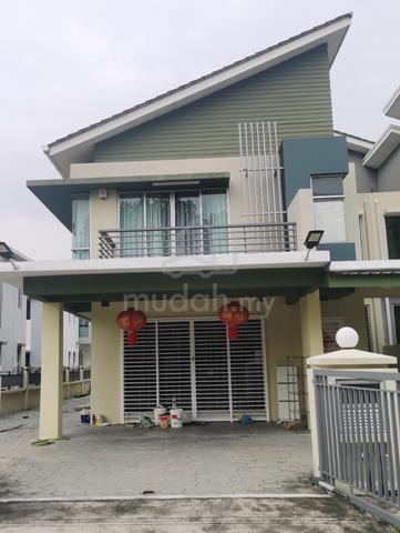 Semi-D at Bandar Parklands Klang For Sale 1