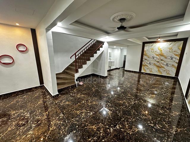 [ Fully Reno+Nice ] 2sty House , Taman Bukit Rawang Jaya , Rawang Town 1