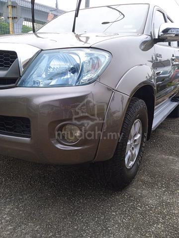 Toyota Hilux 2,5 auto 2009 - 1