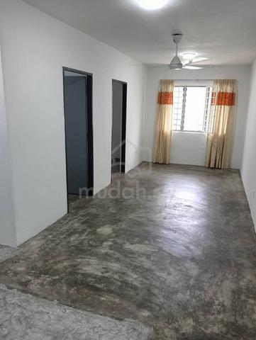 Apartment Lestari (Damansara Damai) 1