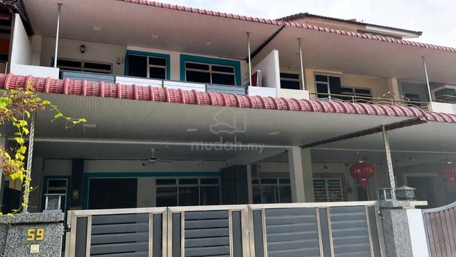 Botani Siber Double Storey House For Rent 1