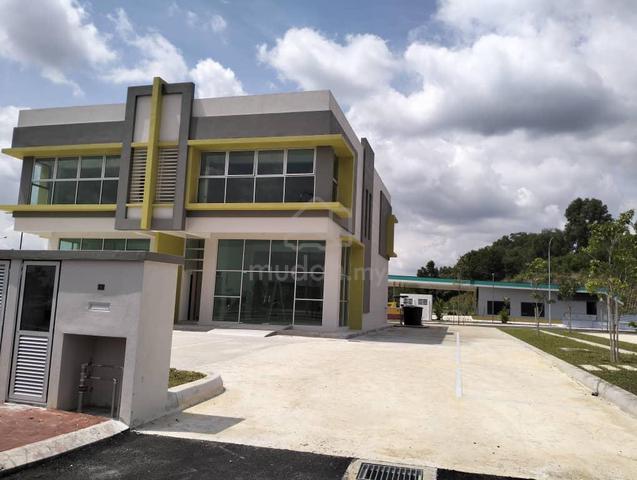 pusat perdagangan puncak alam pp9 1