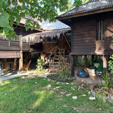 Kedah Langkawi Partially Furnished House For Rent 1